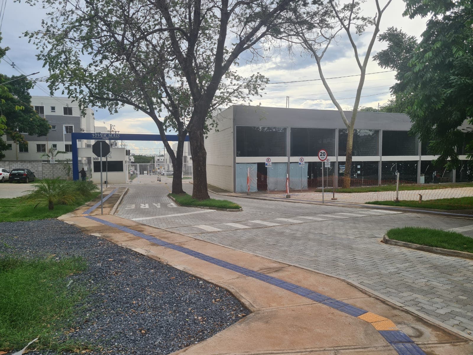 Miniatura 11