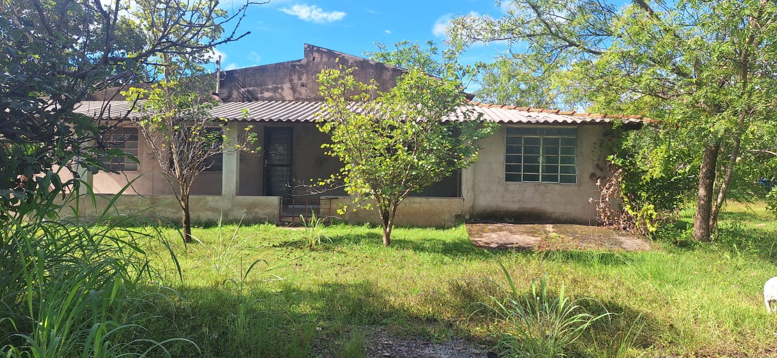 Chácara a 28km de Cuiabá .